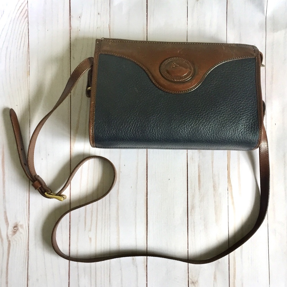 Dooney & Bourke purse